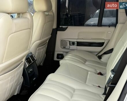 Білий Ленд Ровер Рендж Ровер, об'ємом двигуна 3.6 л та пробігом 380 тис. км за 10990 $, фото 27 на Automoto.ua