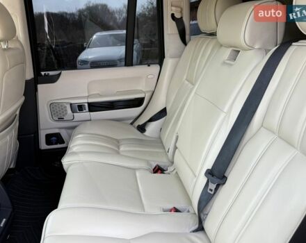 Білий Ленд Ровер Рендж Ровер, об'ємом двигуна 3.6 л та пробігом 380 тис. км за 10990 $, фото 28 на Automoto.ua