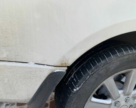 Білий Ленд Ровер Рендж Ровер, об'ємом двигуна 4.2 л та пробігом 245 тис. км за 9700 $, фото 4 на Automoto.ua