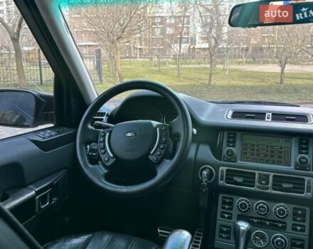 Білий Ленд Ровер Рендж Ровер, об'ємом двигуна 4.2 л та пробігом 250 тис. км за 8000 $, фото 9 на Automoto.ua