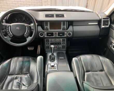 Білий Ленд Ровер Рендж Ровер, об'ємом двигуна 4.2 л та пробігом 246 тис. км за 7793 $, фото 4 на Automoto.ua