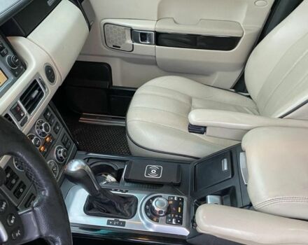 Белый Ленд Ровер Рендж Ровер, объемом двигателя 4.2 л и пробегом 261 тыс. км за 13000 $, фото 1 на Automoto.ua