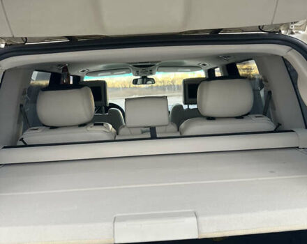 Белый Ленд Ровер Рендж Ровер, объемом двигателя 4.2 л и пробегом 182 тыс. км за 11300 $, фото 12 на Automoto.ua