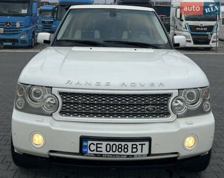 Белый Ленд Ровер Рендж Ровер, объемом двигателя 4.2 л и пробегом 182 тыс. км за 11300 $, фото 6 на Automoto.ua