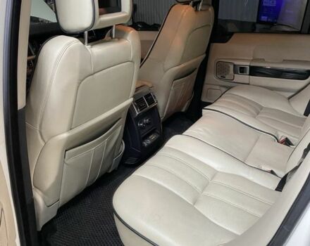 Белый Ленд Ровер Рендж Ровер, объемом двигателя 4.2 л и пробегом 261 тыс. км за 13000 $, фото 2 на Automoto.ua