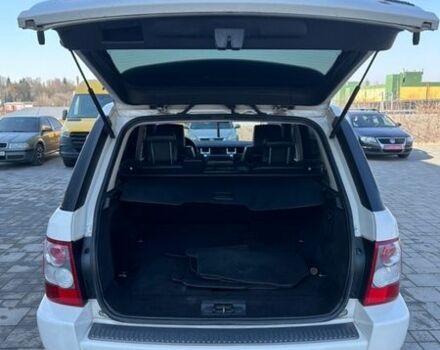 Білий Ленд Ровер Рендж Ровер, об'ємом двигуна 2.7 л та пробігом 264 тис. км за 10900 $, фото 11 на Automoto.ua