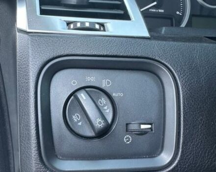 Білий Ленд Ровер Рендж Ровер, об'ємом двигуна 2.7 л та пробігом 264 тис. км за 10900 $, фото 26 на Automoto.ua