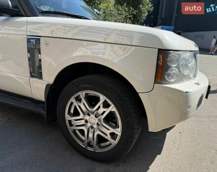 Білий Ленд Ровер Рендж Ровер, об'ємом двигуна 3.6 л та пробігом 162 тис. км за 12000 $, фото 5 на Automoto.ua
