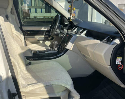 Белый Ленд Ровер Рендж Ровер, объемом двигателя 3.63 л и пробегом 296 тыс. км за 12500 $, фото 22 на Automoto.ua