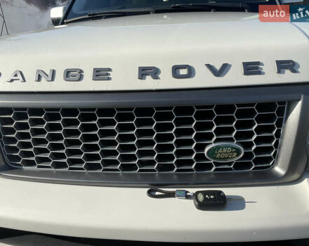 Белый Ленд Ровер Рендж Ровер, объемом двигателя 3.63 л и пробегом 296 тыс. км за 12500 $, фото 20 на Automoto.ua