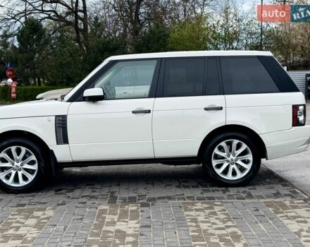 Белый Ленд Ровер Рендж Ровер, объемом двигателя 5 л и пробегом 183 тыс. км за 16500 $, фото 3 на Automoto.ua