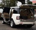 Білий Ленд Ровер Рендж Ровер, об'ємом двигуна 5 л та пробігом 240 тис. км за 14600 $, фото 5 на Automoto.ua