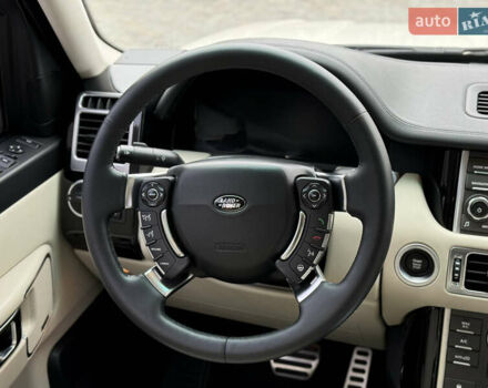 Белый Ленд Ровер Рендж Ровер, объемом двигателя 5 л и пробегом 270 тыс. км за 11999 $, фото 74 на Automoto.ua