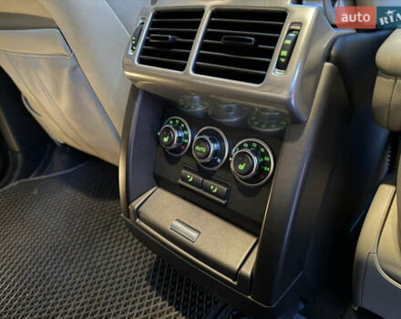 Белый Ленд Ровер Рендж Ровер, объемом двигателя 5 л и пробегом 177 тыс. км за 17000 $, фото 43 на Automoto.ua