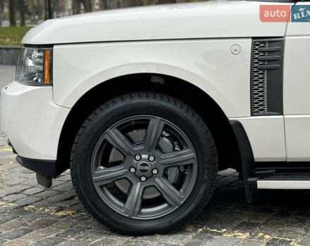 Белый Ленд Ровер Рендж Ровер, объемом двигателя 5 л и пробегом 270 тыс. км за 11999 $, фото 39 на Automoto.ua