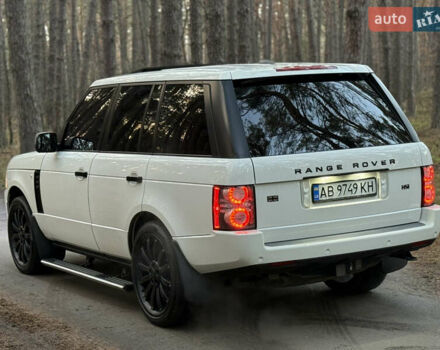 Белый Ленд Ровер Рендж Ровер, объемом двигателя 5 л и пробегом 177 тыс. км за 17000 $, фото 12 на Automoto.ua