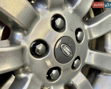 Белый Ленд Ровер Рендж Ровер, объемом двигателя 5 л и пробегом 184 тыс. км за 17400 $, фото 11 на Automoto.ua