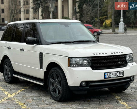 Белый Ленд Ровер Рендж Ровер, объемом двигателя 5 л и пробегом 270 тыс. км за 11999 $, фото 10 на Automoto.ua