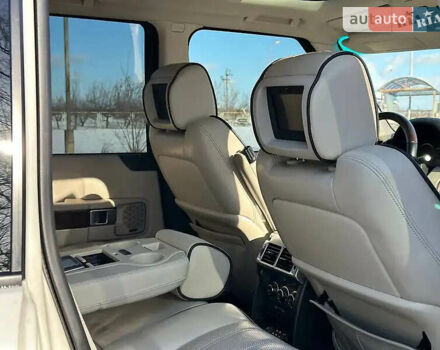 Белый Ленд Ровер Рендж Ровер, объемом двигателя 5 л и пробегом 177 тыс. км за 14000 $, фото 12 на Automoto.ua