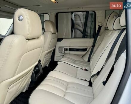 Білий Ленд Ровер Рендж Ровер, об'ємом двигуна 3.63 л та пробігом 226 тис. км за 17800 $, фото 53 на Automoto.ua