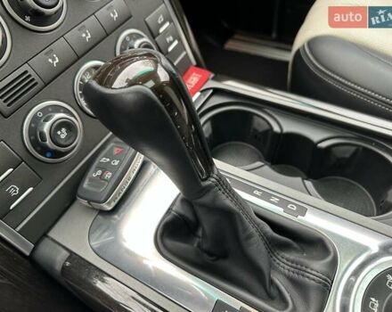 Белый Ленд Ровер Рендж Ровер, объемом двигателя 5 л и пробегом 100 тыс. км за 23500 $, фото 58 на Automoto.ua