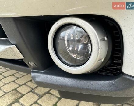 Білий Ленд Ровер Рендж Ровер, об'ємом двигуна 5 л та пробігом 100 тис. км за 23800 $, фото 76 на Automoto.ua