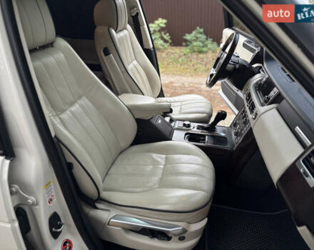 Белый Ленд Ровер Рендж Ровер, объемом двигателя 5 л и пробегом 177 тыс. км за 14000 $, фото 32 на Automoto.ua