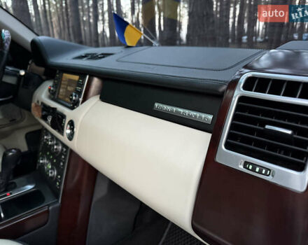 Белый Ленд Ровер Рендж Ровер, объемом двигателя 5 л и пробегом 177 тыс. км за 17000 $, фото 22 на Automoto.ua