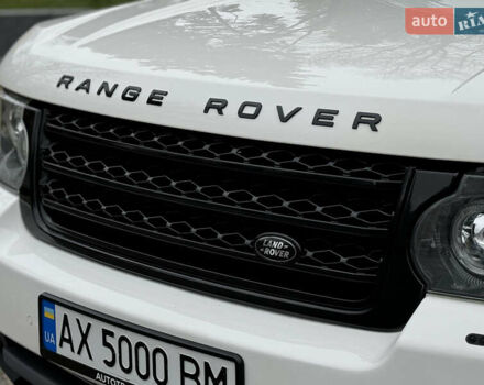 Белый Ленд Ровер Рендж Ровер, объемом двигателя 5 л и пробегом 275 тыс. км за 12500 $, фото 34 на Automoto.ua