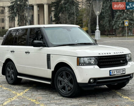 Белый Ленд Ровер Рендж Ровер, объемом двигателя 5 л и пробегом 270 тыс. км за 11999 $, фото 2 на Automoto.ua