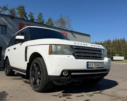 Білий Ленд Ровер Рендж Ровер, об'ємом двигуна 5 л та пробігом 208 тис. км за 12500 $, фото 7 на Automoto.ua