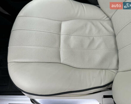 Белый Ленд Ровер Рендж Ровер, объемом двигателя 5 л и пробегом 270 тыс. км за 11999 $, фото 53 на Automoto.ua