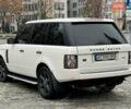 Белый Ленд Ровер Рендж Ровер, объемом двигателя 5 л и пробегом 275 тыс. км за 12500 $, фото 18 на Automoto.ua