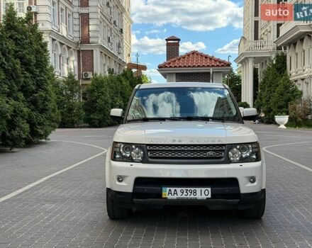 Білий Ленд Ровер Рендж Ровер, об'ємом двигуна 5 л та пробігом 164 тис. км за 10999 $, фото 8 на Automoto.ua