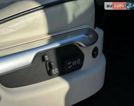 Белый Ленд Ровер Рендж Ровер, объемом двигателя 5 л и пробегом 177 тыс. км за 14000 $, фото 14 на Automoto.ua