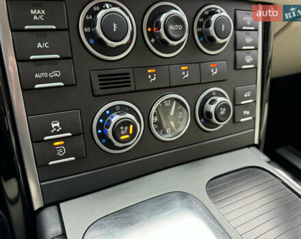 Белый Ленд Ровер Рендж Ровер, объемом двигателя 5 л и пробегом 270 тыс. км за 11999 $, фото 89 на Automoto.ua