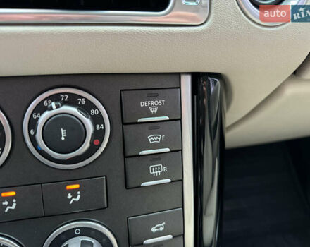 Белый Ленд Ровер Рендж Ровер, объемом двигателя 5 л и пробегом 275 тыс. км за 12500 $, фото 87 на Automoto.ua