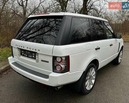 Белый Ленд Ровер Рендж Ровер, объемом двигателя 5 л и пробегом 100 тыс. км за 23500 $, фото 7 на Automoto.ua