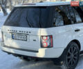 Білий Ленд Ровер Рендж Ровер, об'ємом двигуна 5 л та пробігом 179 тис. км за 16499 $, фото 6 на Automoto.ua