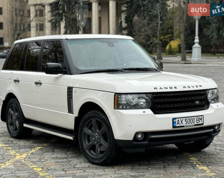 Белый Ленд Ровер Рендж Ровер, объемом двигателя 5 л и пробегом 275 тыс. км за 12500 $, фото 4 на Automoto.ua