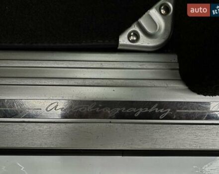 Білий Ленд Ровер Рендж Ровер, об'ємом двигуна 5 л та пробігом 100 тис. км за 25999 $, фото 35 на Automoto.ua