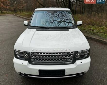 Білий Ленд Ровер Рендж Ровер, об'ємом двигуна 5 л та пробігом 100 тис. км за 23800 $, фото 7 на Automoto.ua
