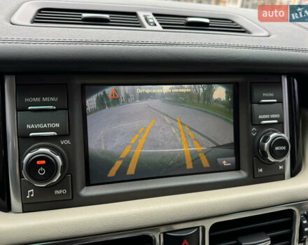 Белый Ленд Ровер Рендж Ровер, объемом двигателя 5 л и пробегом 275 тыс. км за 12500 $, фото 84 на Automoto.ua