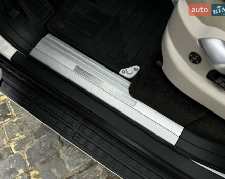 Белый Ленд Ровер Рендж Ровер, объемом двигателя 5 л и пробегом 270 тыс. км за 11999 $, фото 49 на Automoto.ua