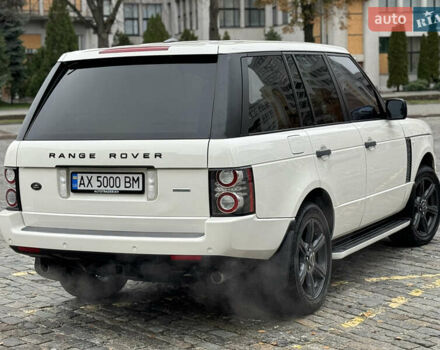 Белый Ленд Ровер Рендж Ровер, объемом двигателя 5 л и пробегом 275 тыс. км за 12500 $, фото 17 на Automoto.ua