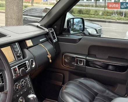 Білий Ленд Ровер Рендж Ровер, об'ємом двигуна 3.63 л та пробігом 271 тис. км за 14499 $, фото 22 на Automoto.ua