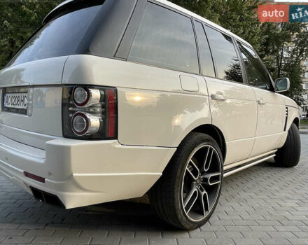 Ленд Ровер Рендж Ровер 2010 в Ужгороде на Automoto.ua Белый Ленд Ровер Рендж Ровер, объемом двигателя 5 л и пробегом 275 тыс. км за 10000 $, фото 6 на Automoto.ua