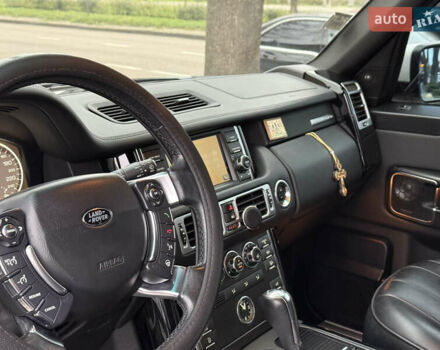 Білий Ленд Ровер Рендж Ровер, об'ємом двигуна 3.63 л та пробігом 271 тис. км за 14499 $, фото 21 на Automoto.ua