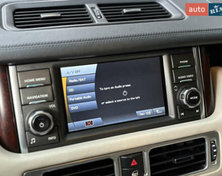 Белый Ленд Ровер Рендж Ровер, объемом двигателя 5 л и пробегом 177 тыс. км за 14000 $, фото 26 на Automoto.ua