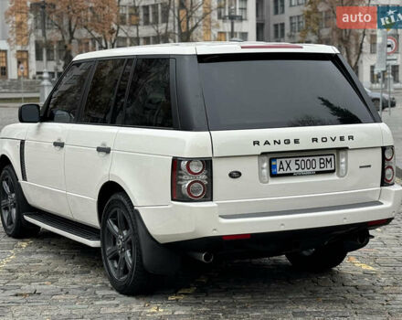 Белый Ленд Ровер Рендж Ровер, объемом двигателя 5 л и пробегом 275 тыс. км за 12500 $, фото 13 на Automoto.ua
